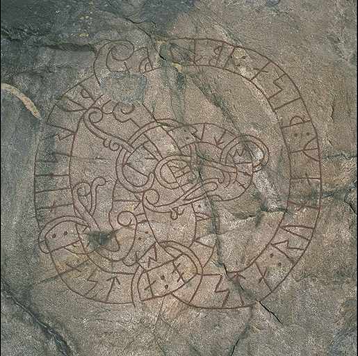 Runes written on berghäll, gnejsgranit. Date: V